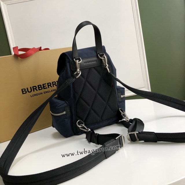 Burberry專門店新款小號軍旅背包 巴寶莉尼龍布女士雙肩背包 yxb1245